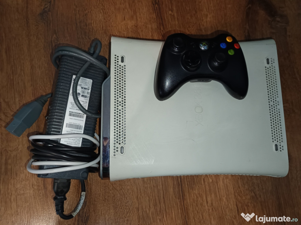 Xbox 360 cu CD-ROM modat