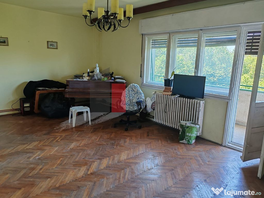 Apartament 3 camere + camera supliemntara, garaj si boxa ...