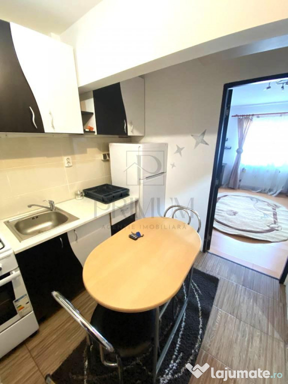 Garsoniera - Etaj Intermediar - Centrala pe bloc - Zona Arad