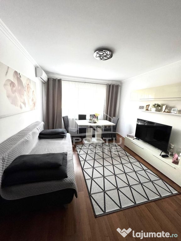 Apartamet cu 3 camere, etaj intermediar, zona Cetatii