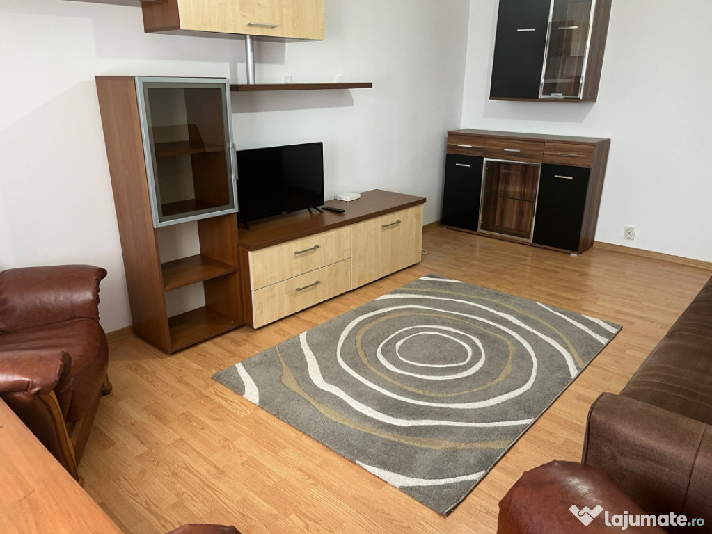 Apartament 2 camere, decomandat, 50 mp utili, zona 1 mai