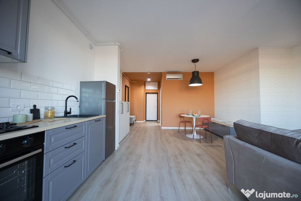 Penultimul apartament din R38 - etaj 5 din 6 - cu chirias