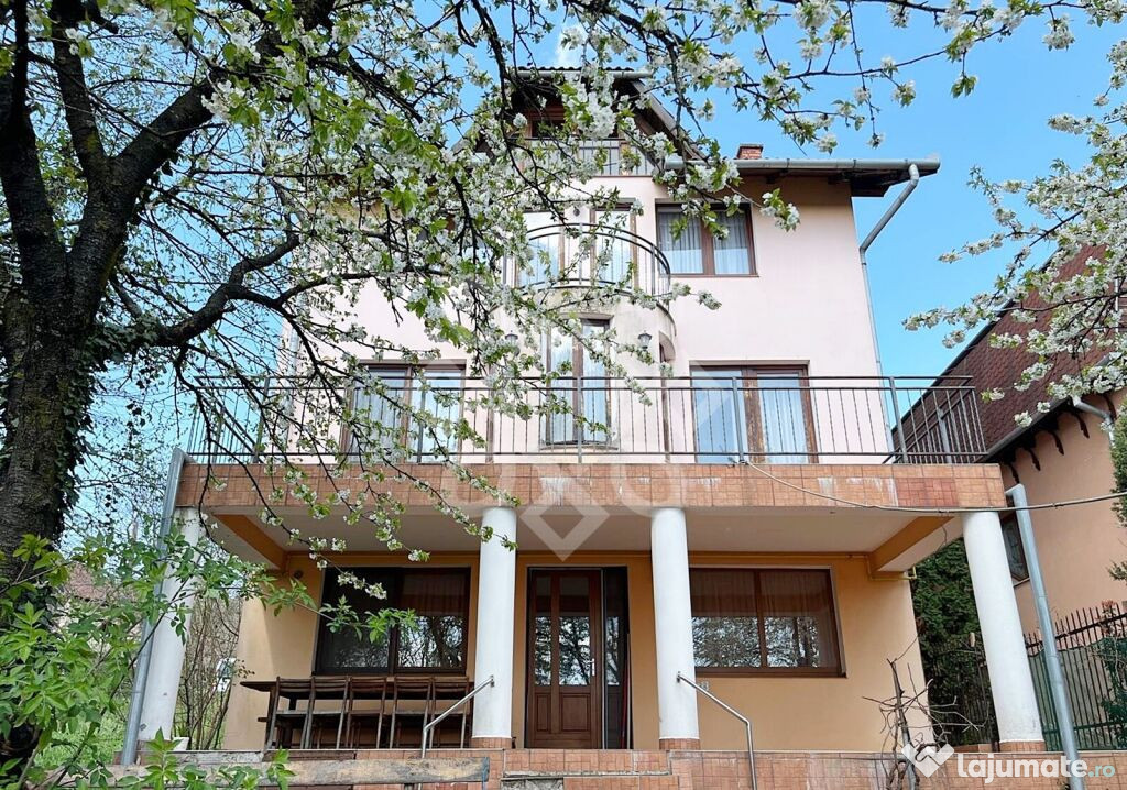 Vila cu teren 1270 mp pe Malul Crisului, Facliei