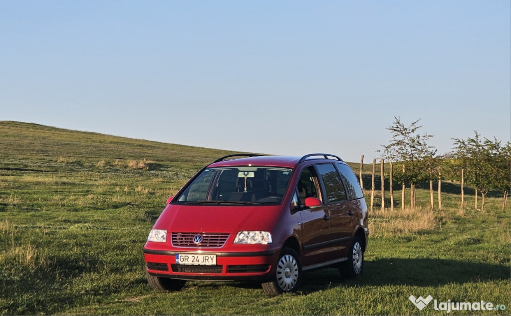Inchiriez - Inchiriere VW SHARAN 1.9 TDI 7 locuri