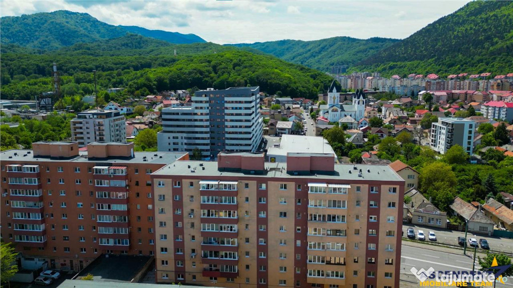 Tur 3D! Rezidenta cu panorama montana remarcabila,linia Astr