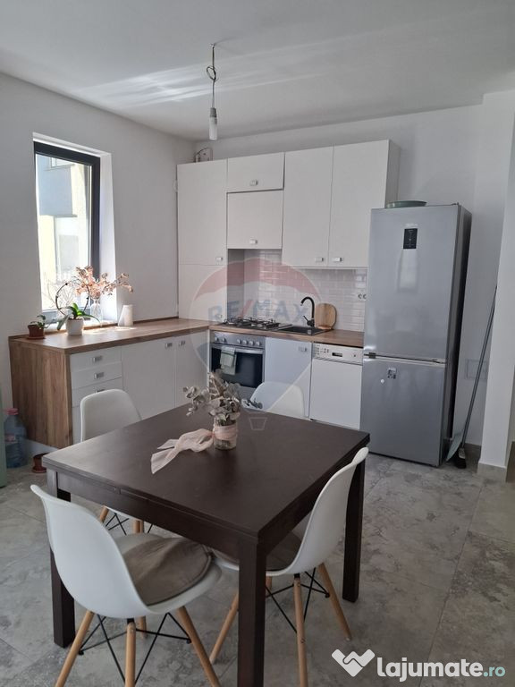 Apartament 2 camere de vanzare zona Piata Avram Iancu