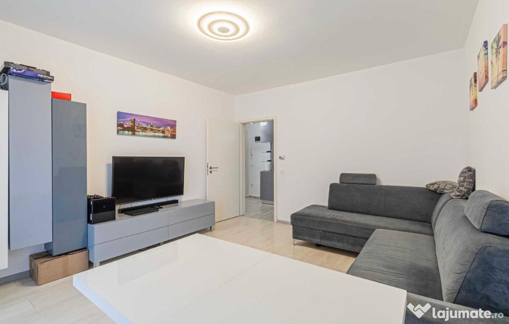 Apartament 2 camere, decomandat - zona Avantgarden