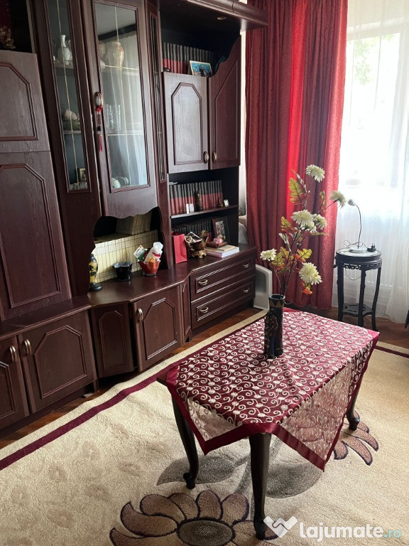 De vânzare – Apartament 2 camere, decomandat, parter, confort 2 sporit