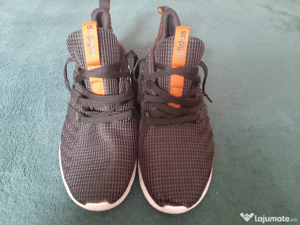 Adidasi Adidas marimea 45