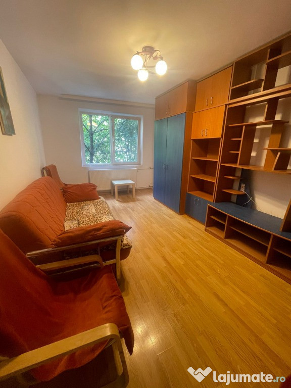Apartament 3 camere decomandat Bucuresti sector 4
