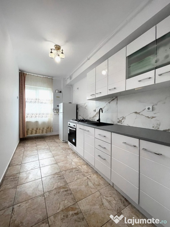 Apartament decomandat 1 camera zona Urusagului