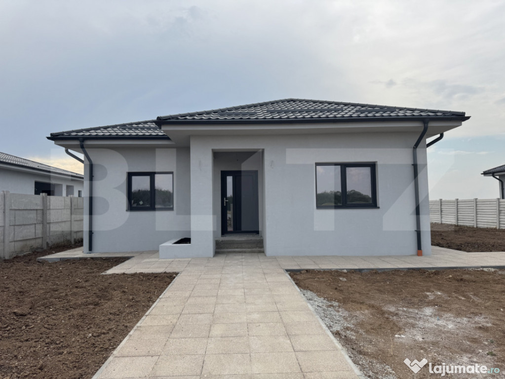 Casa parter, 127 mp utili, la cheie, 600 mp teren, Pielesti