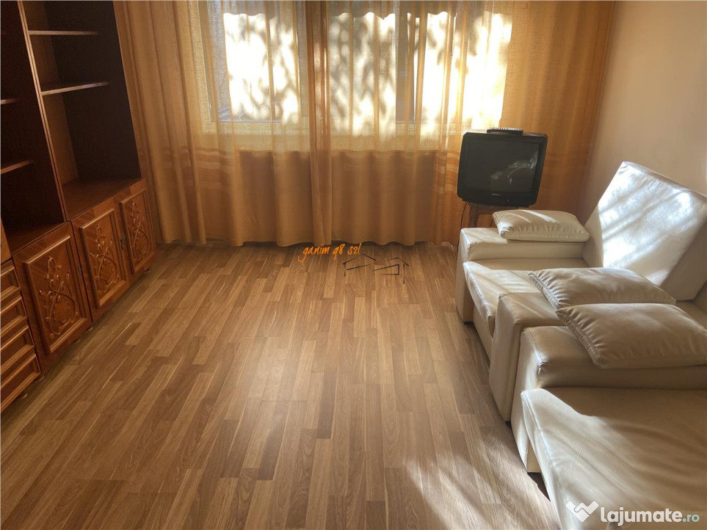 Apartament 2 camere , zona cartier Sud , decomandat , 54 mp