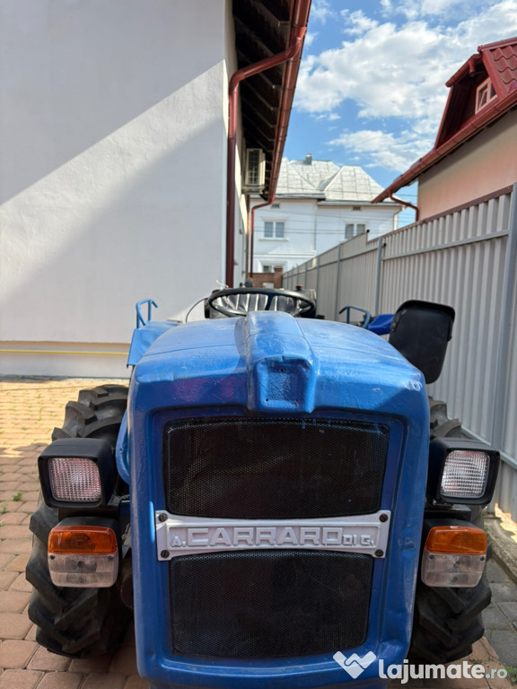 Tractir articulat Antonio Carraro cu remorca hidraulica