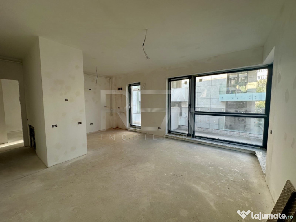 2 camere decomandat • Balcon 12 mp • Tepeș Vodă 152