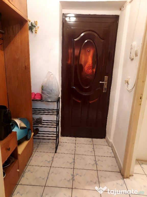 Vanzare garsoniera confort 1