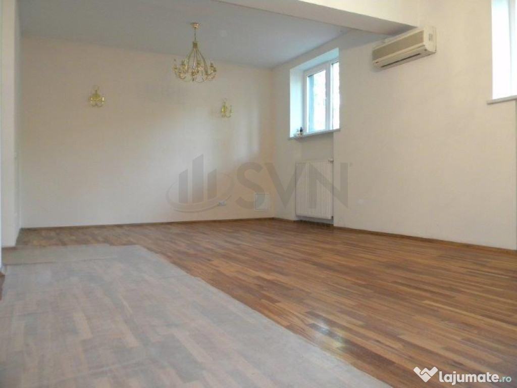 Apartament cu 4 camere Televiziune