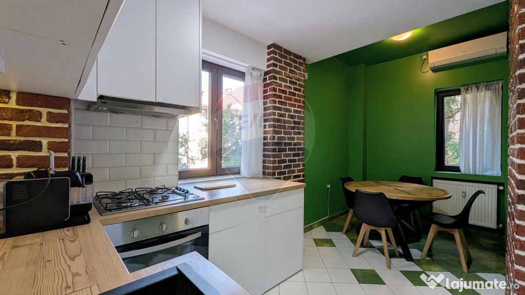 Apartament cu 2 camere de închiriat Piața Romană Blocu...