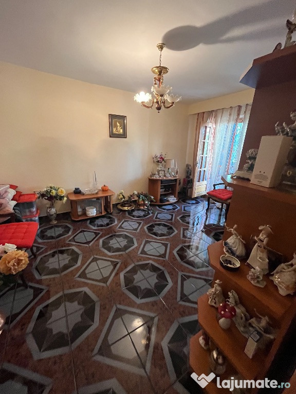Apartament 2 camere Radu Negru etaj 2 Liber