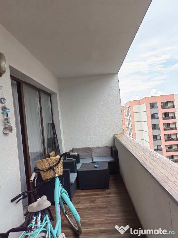 Vând apartament 2 camere, Isaran, Tractoru