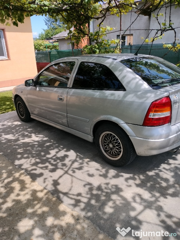 Opel Astra automat benzina