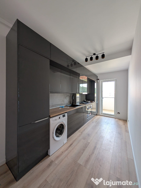 Apartament cu 3 camere