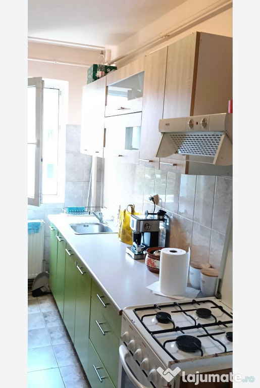 Apartament cu 2 camere, semidecomandat - zona Centru Civic
