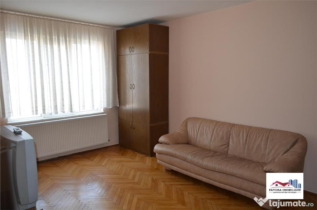 Apartament 3 Camere de Inchiriat Zona Pandurilor