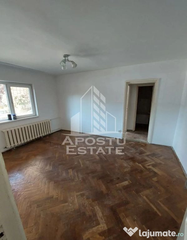 Apartament cu 2 camere, semidecomandat, zona Dambovita