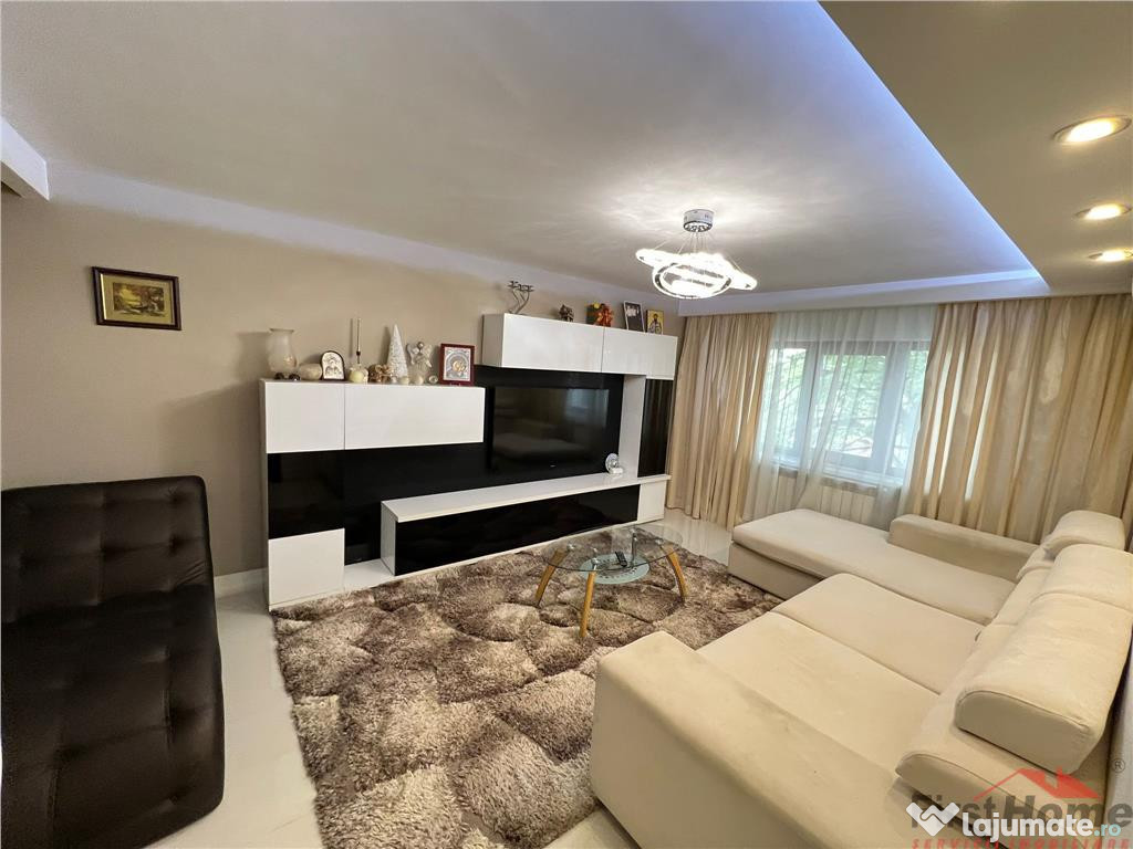 Apartament 3 camere, etaj 2, zona Centrala - Piata - Indepen