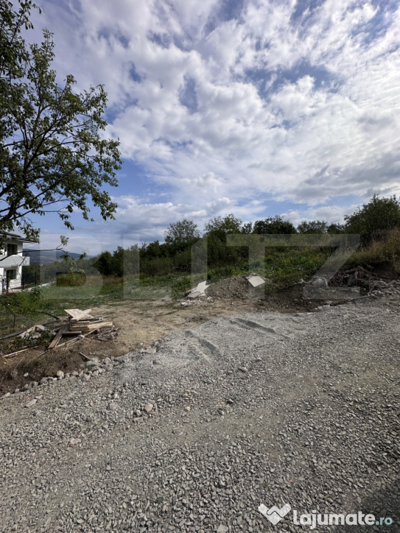 Teren intravilan 812 mp, zona Nichita Stănescu – Dej