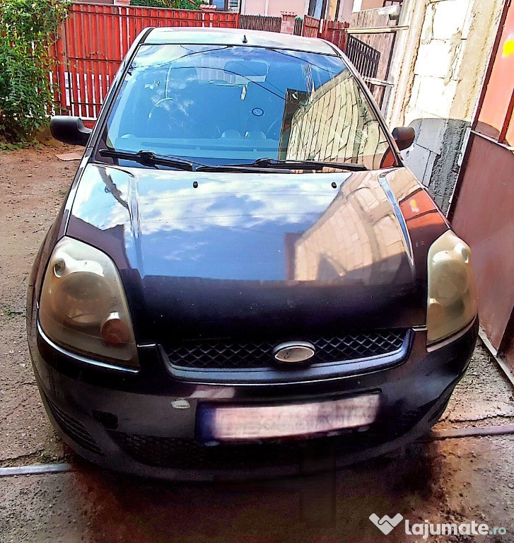 Vând Ford Fiesta 2006