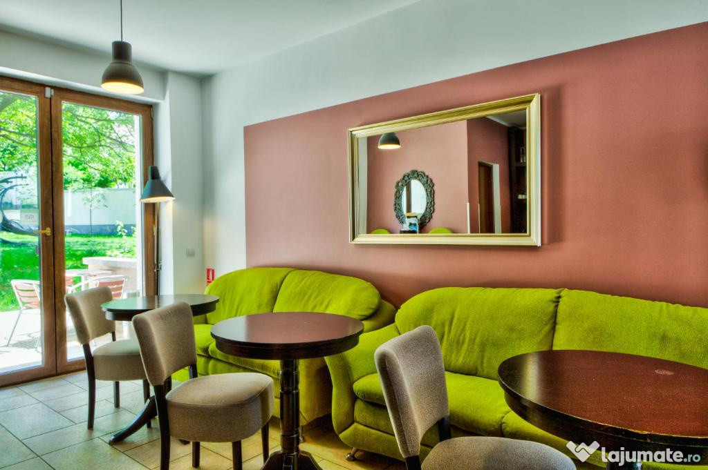 Cladire cu 11 camere, Regim Hotelier, zona Strada Lunga