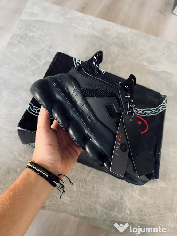 Versace Chain Reaction