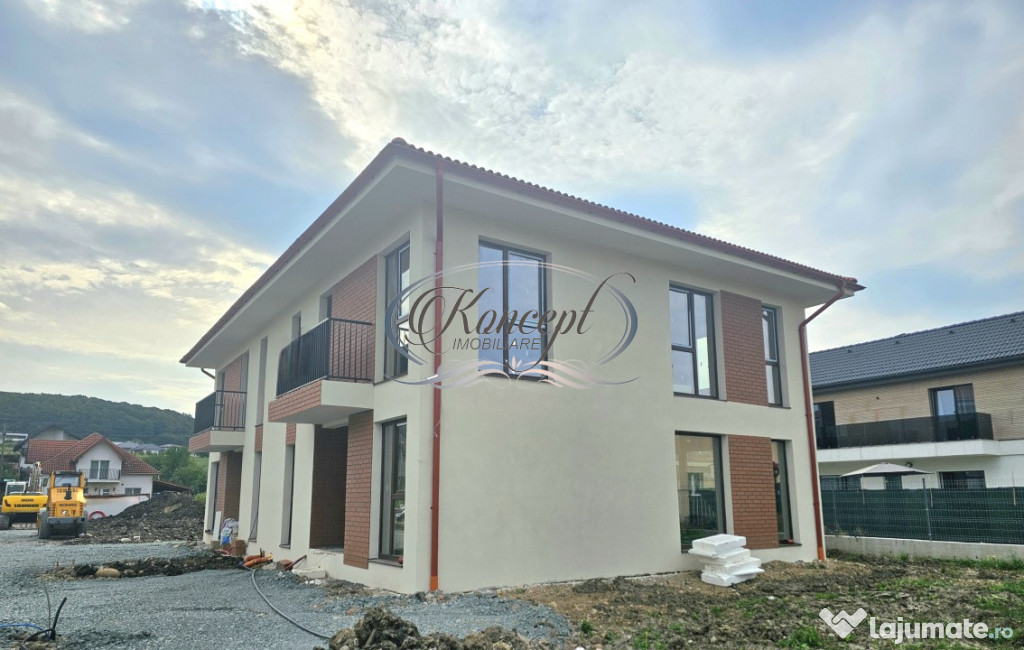 Duplex in ansamblu rezidential inchis, Chinteni
