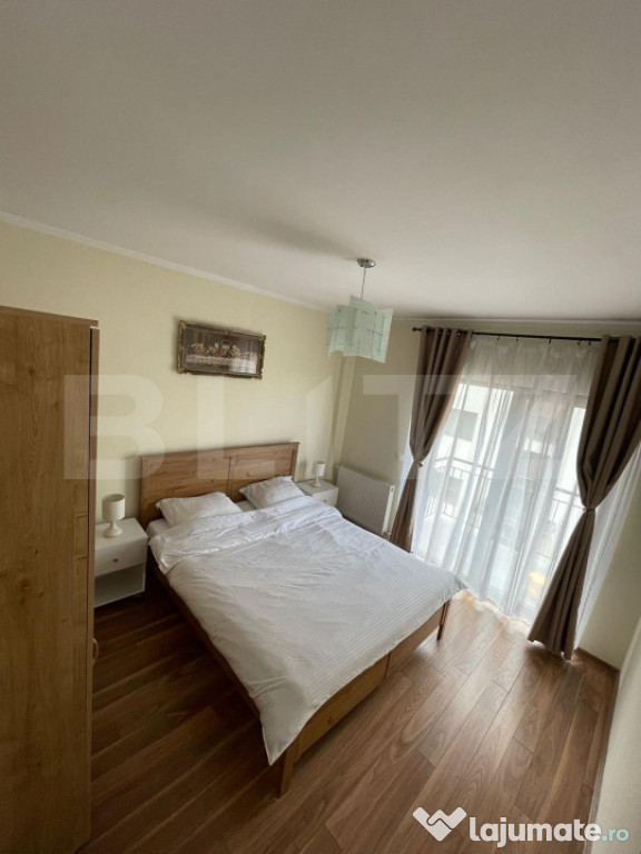 Apartament 3 camere, 60 mp, parcare, zona strazii Mircea Eli