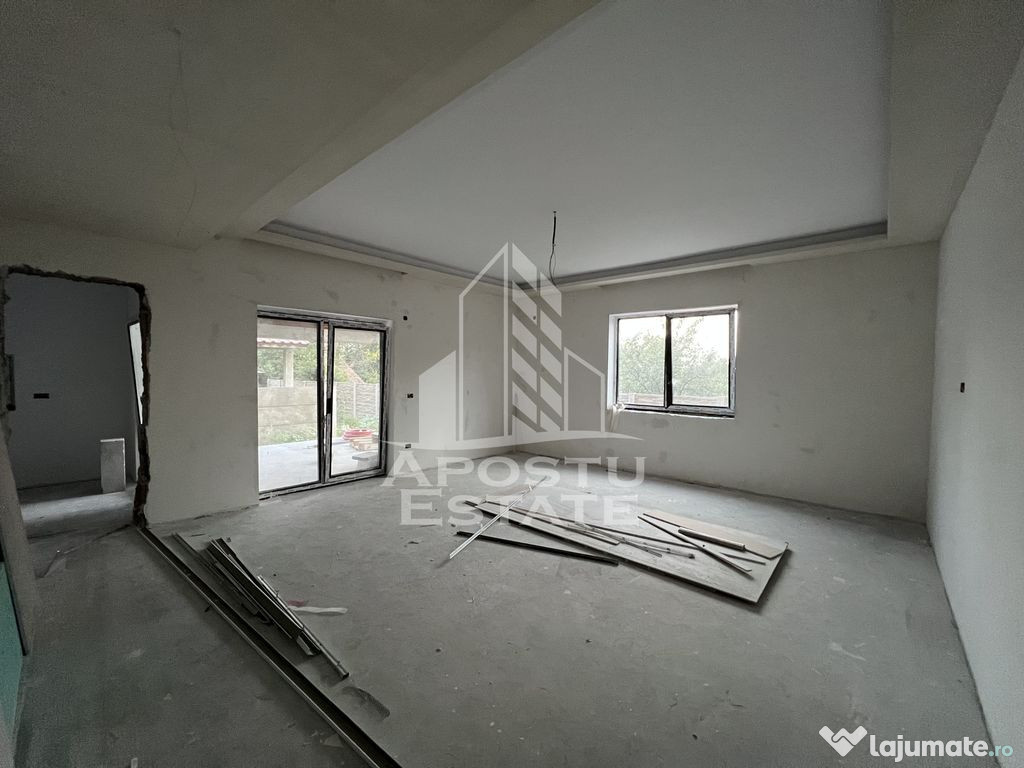 Casa tip duplex cu suprafata foarte generoasa in Giarmata...