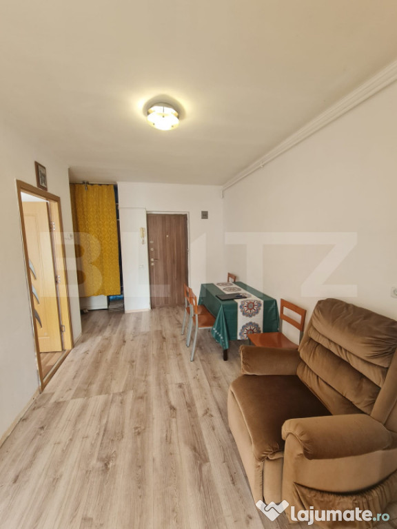 Apartament semidecomandat, mobilat si utilat, zona Eroilor