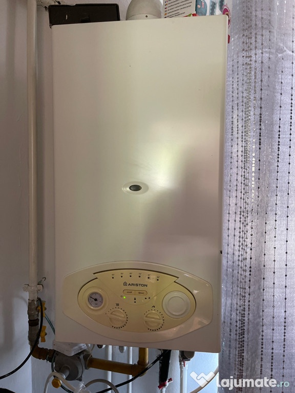 Ariston Centrala pe gaz de 24 perfect funcționează