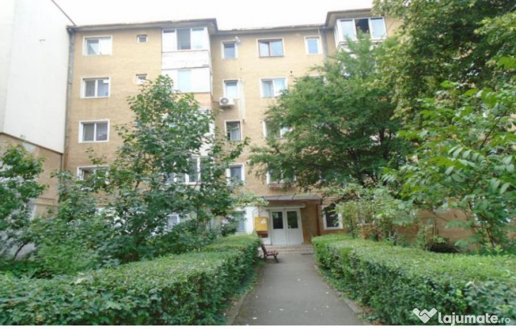 Cota de 4/8 din apartament 3 camere loc. Orastie, Jud Hun...