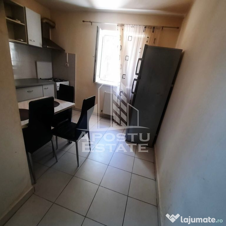 Apartament cu o cameră, Lipovei