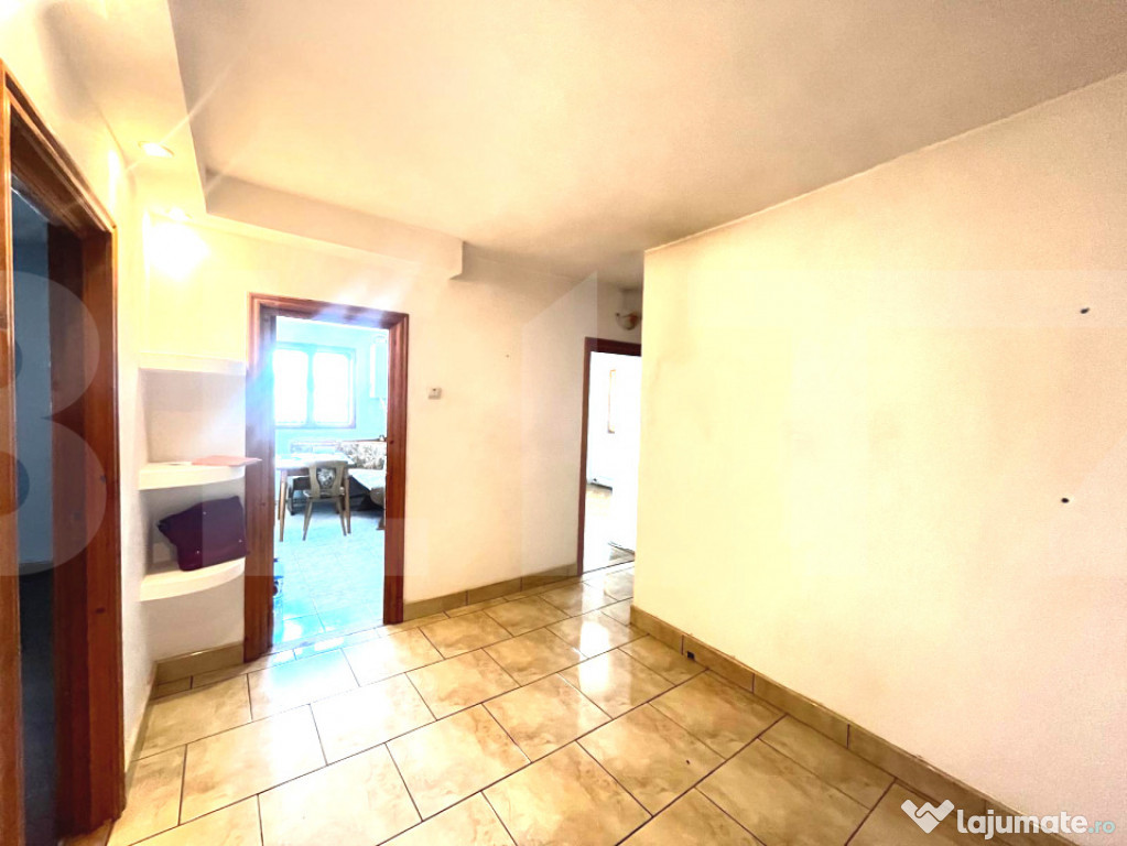Apartament de Vânzare – Central, Botoșani 68 mp Decomand