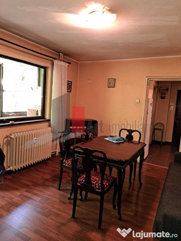 Vânzare apartament 4 camere decomandat Bd. Brâncoveanu