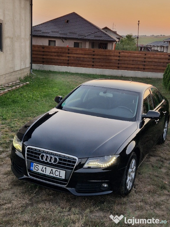 Vând Audi A4 B8 Berlina