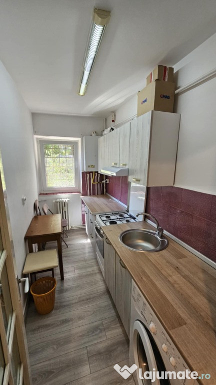 Apartament 1 camera D, Palatul de Justitie, Podul de Fier