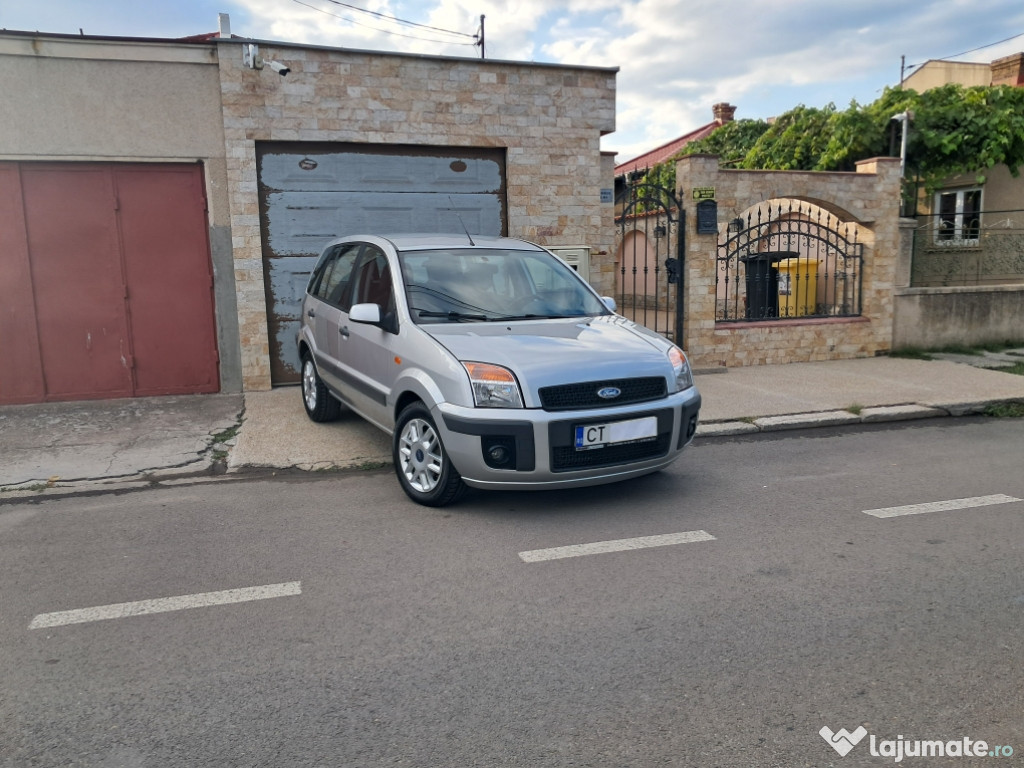 Ford Fusion • 2009 • 88 .000 KM • • Unic Proprietar • Full•