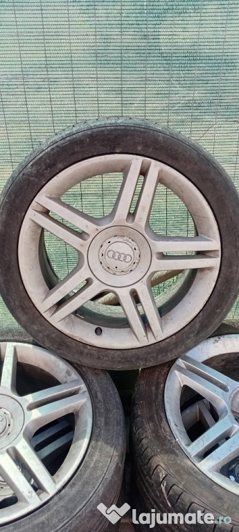 Vând 5 jante R17 audi