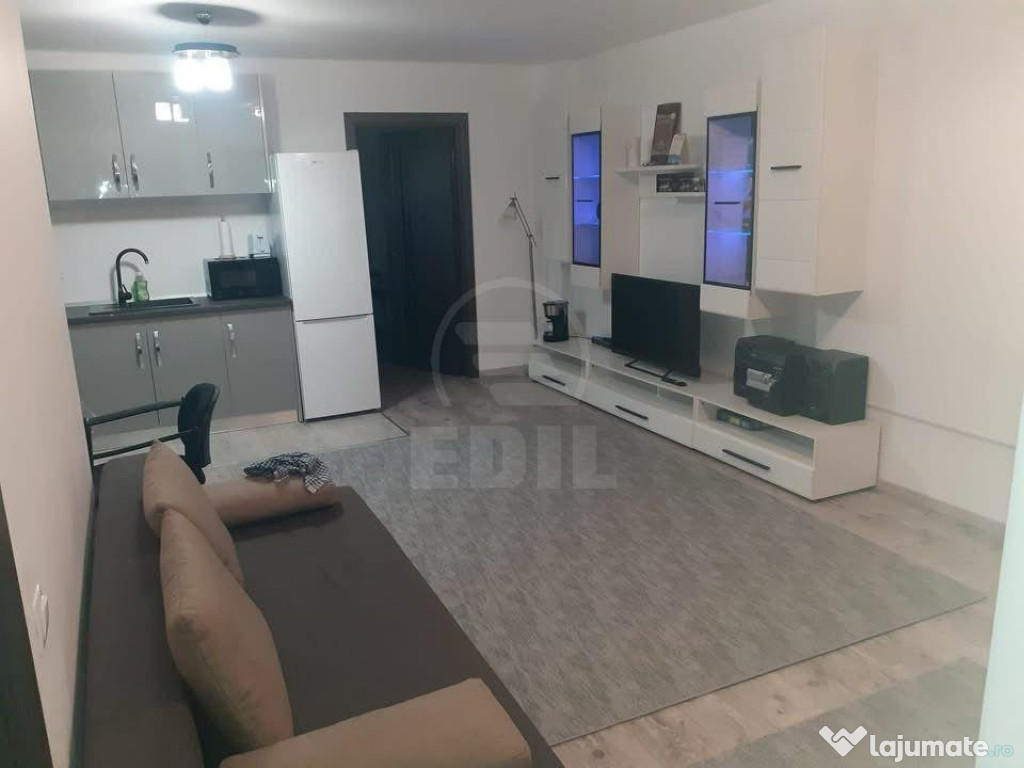Apartament 3 camere zona Vivo