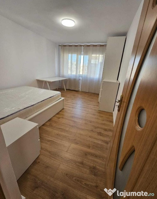 Apartament 3 camere decomandat Bd. Independentei