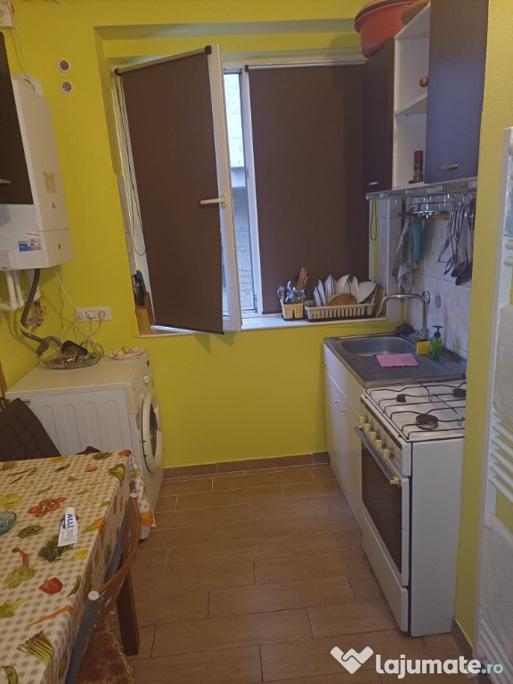 Garsonieră de închiriat!